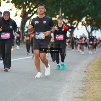 Runner Photo 3756681
