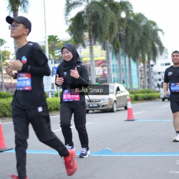 Runner Photo 3756715
