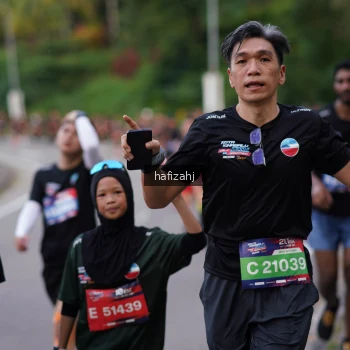 Runner Photo 3756770