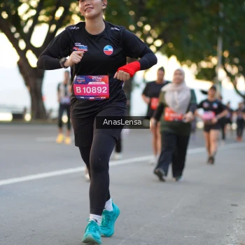 Runner Photo 3756794