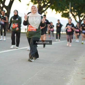 Runner Photo 3756825