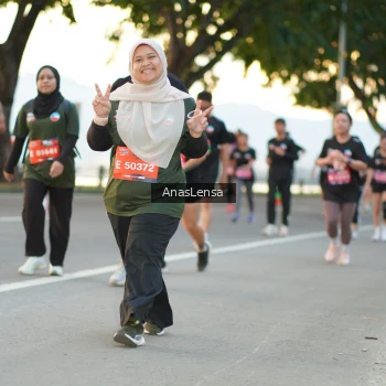 Runner Photo 3756835