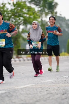 Runner Photo 3756837