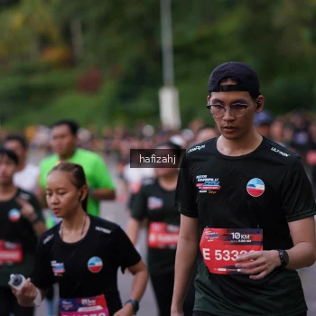 Runner Photo 3756865