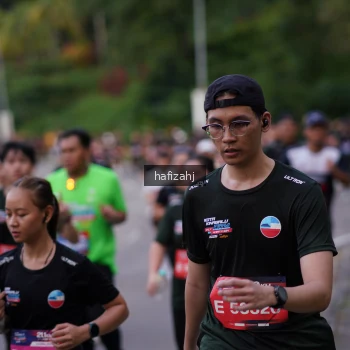 Runner Photo 3756872