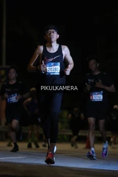 Runner Photo 3756875
