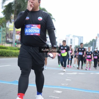 Runner Photo 3756878