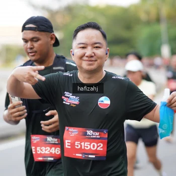 Runner Photo 3756886