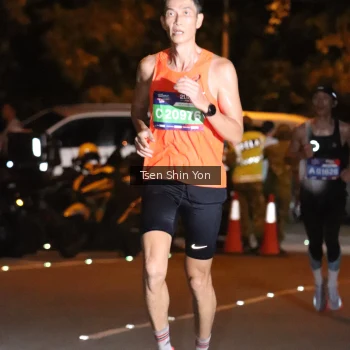 Runner Photo 3756900