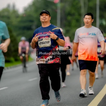 Runner Photo 3756916