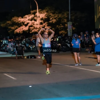 Runner Photo 3756938
