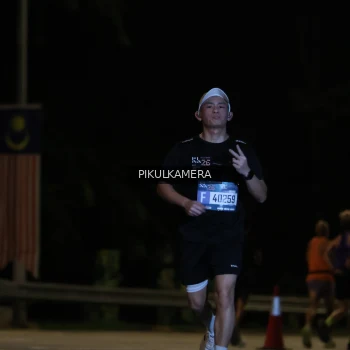Runner Photo 3756945