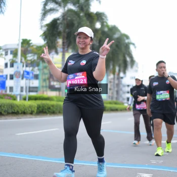 Runner Photo 3756975