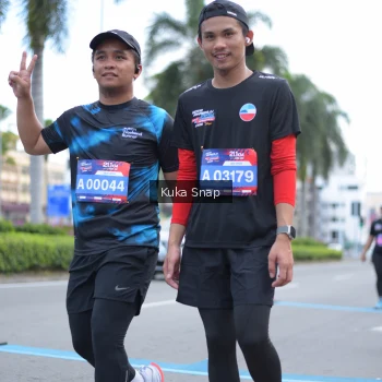 Runner Photo 3756992