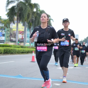 Runner Photo 3756996