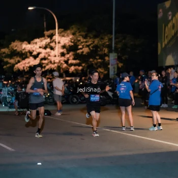 Runner Photo 3757042