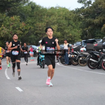 Runner Photo 3757089