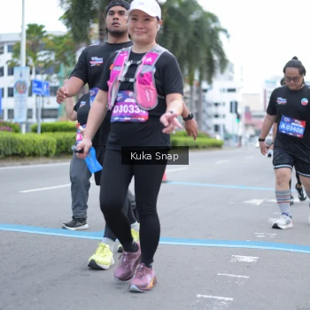 Runner Photo 3757098