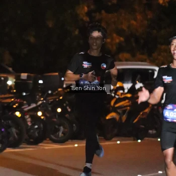 Runner Photo 3757105