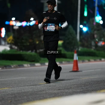 Runner Photo 3757119