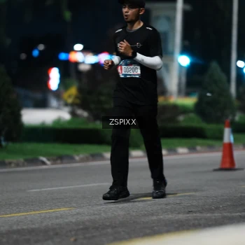 Runner Photo 3757153