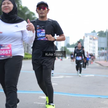 Runner Photo 3757218