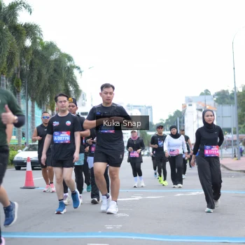 Runner Photo 3757245