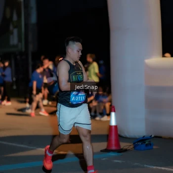 Runner Photo 3757250