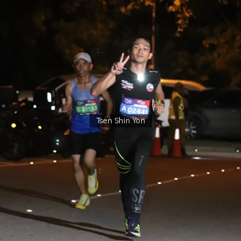 Runner Photo 3757342