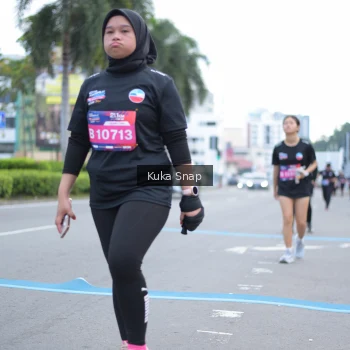 Runner Photo 3757345