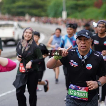 Runner Photo 3757359