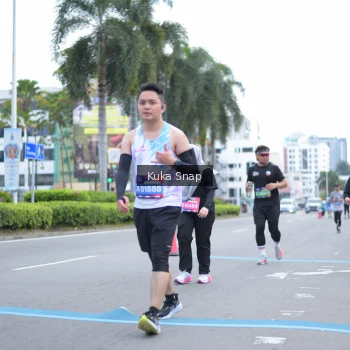 Runner Photo 3757371