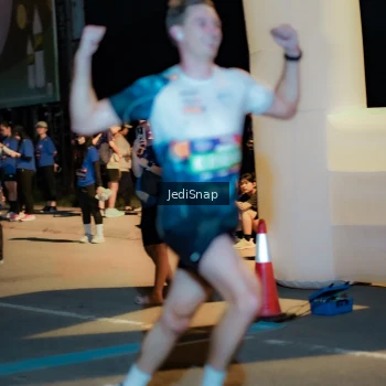 Runner Photo 3757496