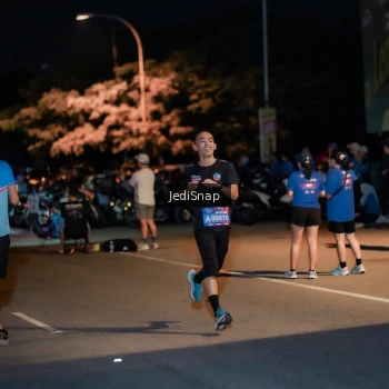 Runner Photo 3757500