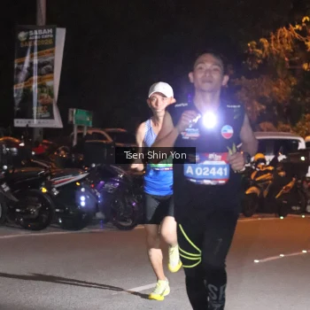 Runner Photo 3757501