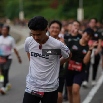 Runner Photo 3757574