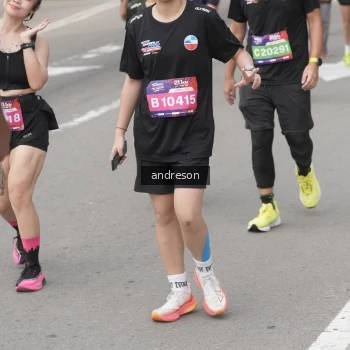 Runner Photo 3757600