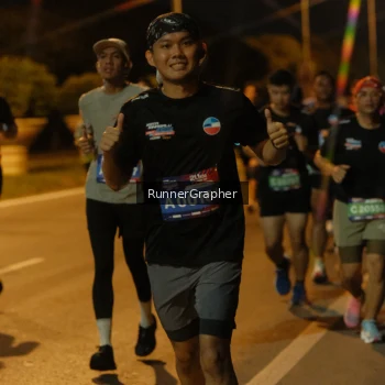 Runner Photo 3757613