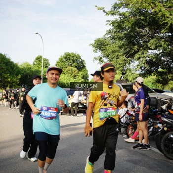 Runner Photo 3757712