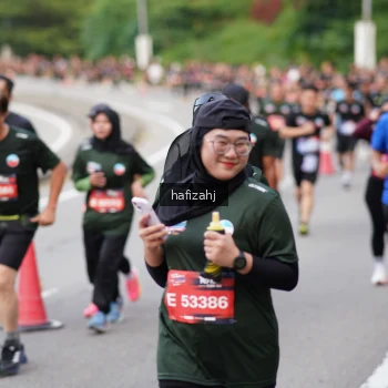 Runner Photo 3757716
