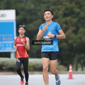 Runner Photo 3757718