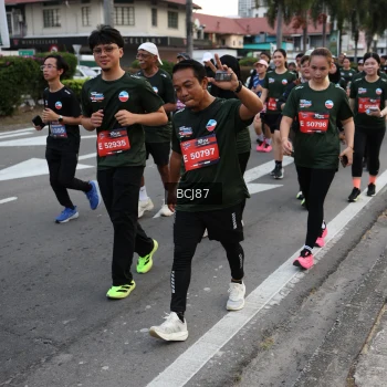 Runner Photo 3757719