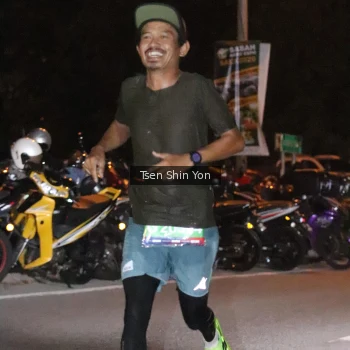 Runner Photo 3757750