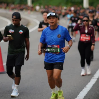 Runner Photo 3757753
