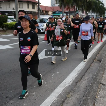 Runner Photo 3757775