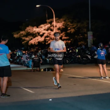 Runner Photo 3757784