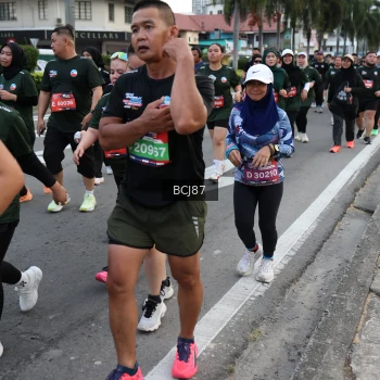 Runner Photo 3757837