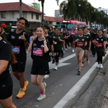 Runner Photo 3757873