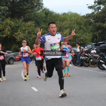 Runner Photo 3757891