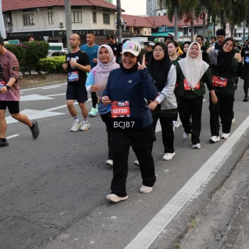 Runner Photo 3757893